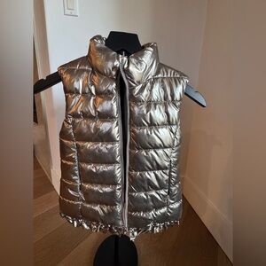 Mayoral brand warm cozy vest size 8 with faux shearling inside and silver color